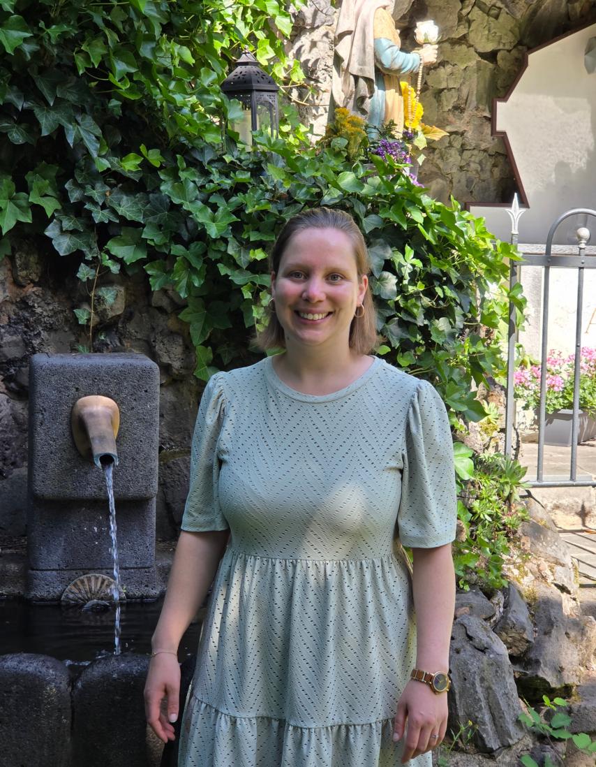 Gemeindereferentin Franziska Hackenspiel (c) Kirchengemeinde Quierschied St. Barbara Gemeindereferentin Franziska Hackenspiel